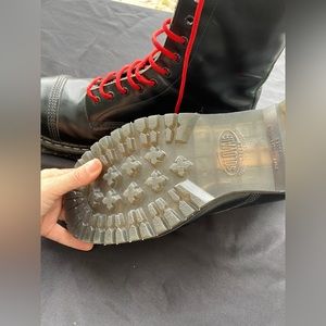 Brand New (W/O box) Dr Martin’s Steel Toe Boots